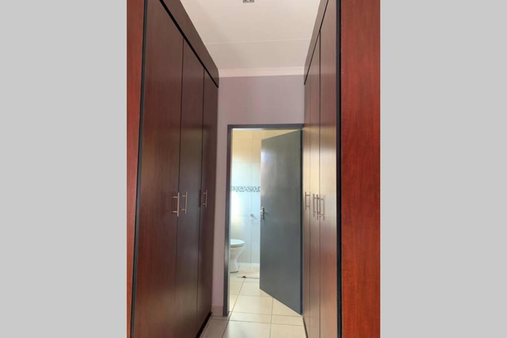 Rhino House With 3 Bedrooms Next To Pilanesberg And Sun City Mogwase Zewnętrze zdjęcie